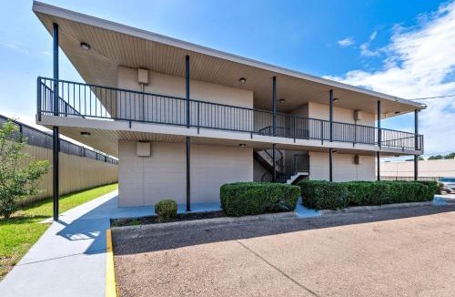 Texarkana Cabin | Econo Lodge Texarkana I-30