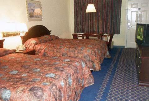 Thomaston Cabin | Econo Lodge Thomaston