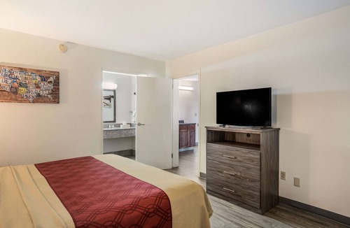 Thomasville Hotel | Econo Lodge Thomasville
