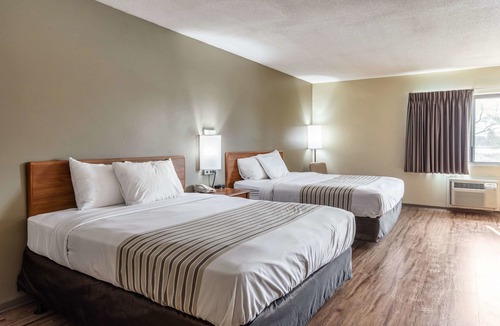 Ithaca Hotel | Econo Lodge