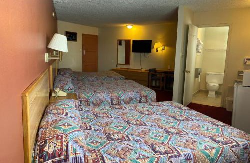 East Las Vegas Cabin | Econo Lodge