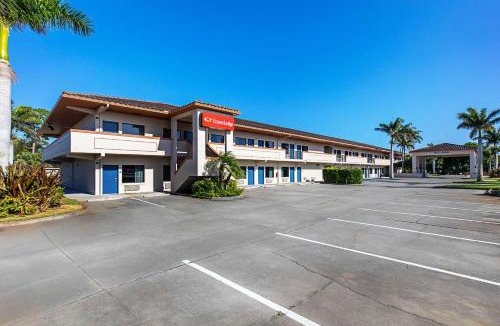 Vero Beach Cabin | Econo Lodge Vero Beach - Downtown