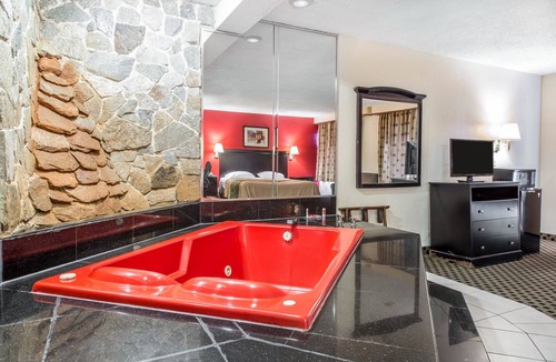 West Haven Hotel | Econo Lodge West Haven