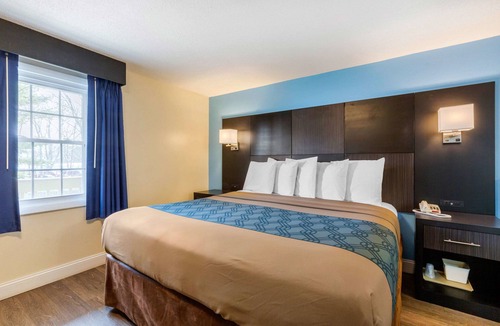 West Yarmouth Hotel | Econo Lodge West Yarmouth on Cape Cod