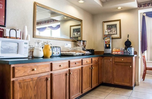 Williamsport Hotel | Econo Lodge Williamsport