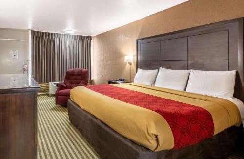 Winfield Cabin | Econo Lodge Winfield