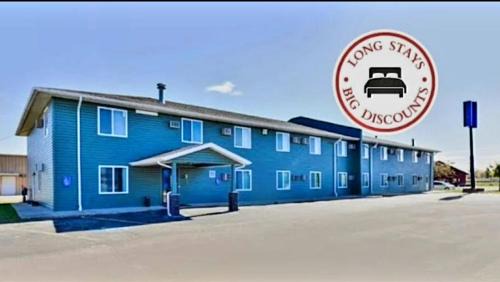 Staples Hotel | EconoLux Inn