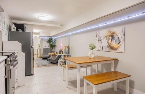 Parkdale House | Economical Rooms Downtown