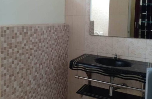 Sidomulyo House | Economy A, with Family Room at Mutiara Batu
