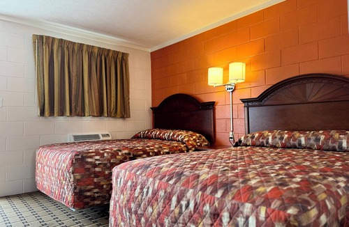 Crossville Hotel | Economy Inn Crossville
