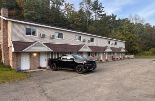 Alfred Station Hotel | Economy Inn