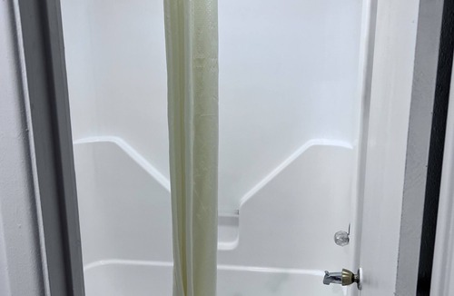 Ashdown Hotel | Economy inn
