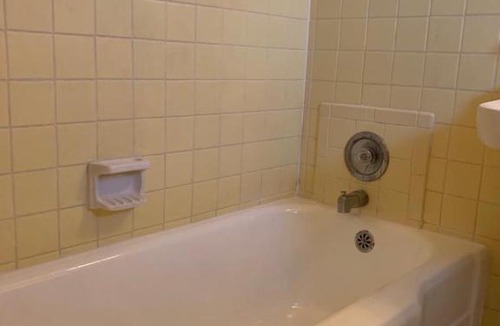 Central City Hotel | Economy Inn