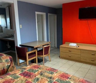 Central City Hotel | Economy Inn