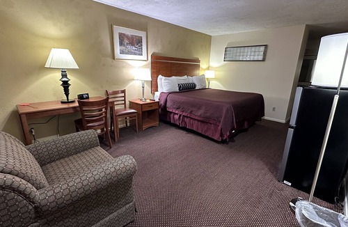 Garnett Hotel | Economy Inn