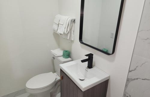Kingsland Hotel | Economy Inn