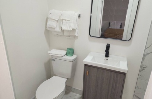 Kingsland Hotel | Economy Inn