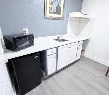 Longview Hotel | Economy Inn