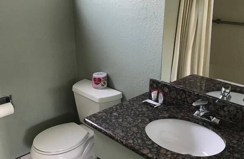 Modesto Hotel | Economy Inn