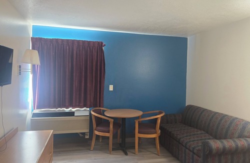 Nephi Hotel | Economy Inn