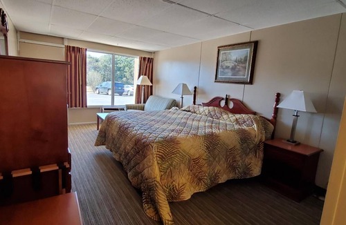 Rogersville Hotel | Economy Inn