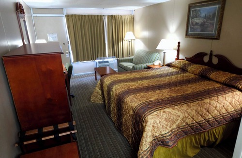 Rogersville Hotel | Economy Inn