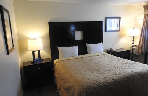 Polvadera Hotel | Economy Inn