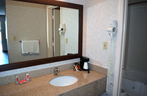 Norge Hotel | Economy Inn