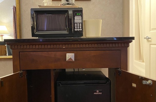 Fiskdale Hotel | Economy Lodge