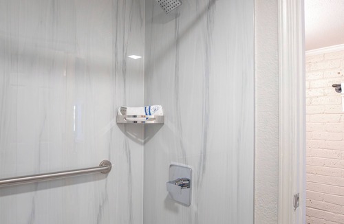 Tulsa Hotel | Economy Suites Extended Stay Tulsa