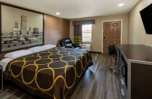 Tulsa Hotel | Economy Suites - Fairgrounds