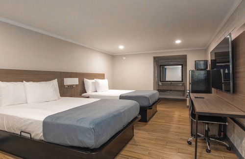 Springfield Hotel | Economy Suites Springfield - Extended Stay