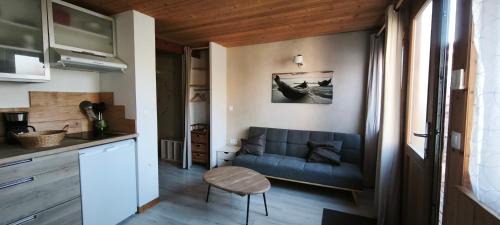 Saint-Priest Apartment | EcooNid studio indépendant, proche du tram, d'Eurexpo et Lyon