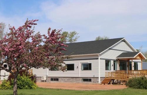 Commercial Cross Hostel | EcoSun Hostel