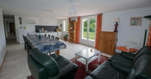 Val de Drome House | ecrin de fleurs et verdure