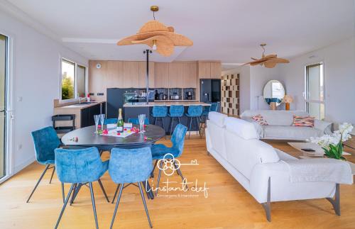 Nord - Gare Apartment | Ecrin unique - Appartement Premium - Terrasse, Vue & Garage