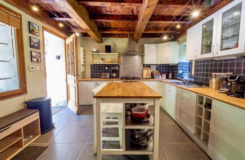 Le Bourg-d'Oisans Ski Chalet | Ecrins Lodge