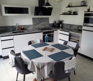 Saint-Ideuc House | Ecume de mer, véritable maison de vacances à 400 m des plages