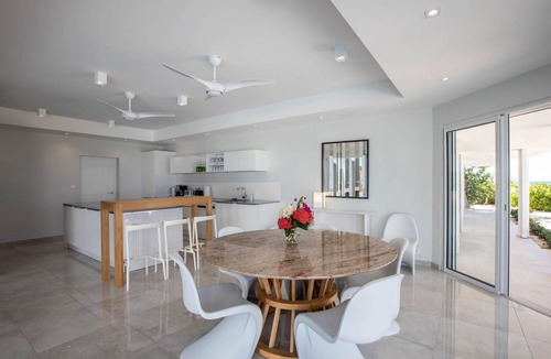 Plum Bay Villa | Ecume des Jours (2/4 Rooms)