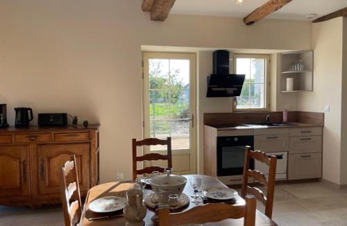 Brehemont House | Ecuries Tourangelles