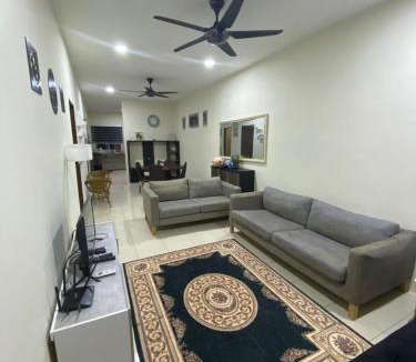 Manjung House | Ed 01 sitiawan homestay