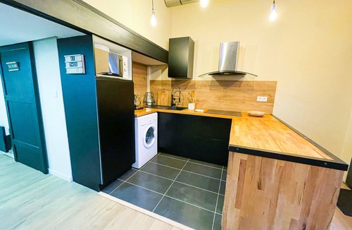 Quartier des Eaux-Claires Apartment | #ED | The fantastic loft | Free parking 🤎