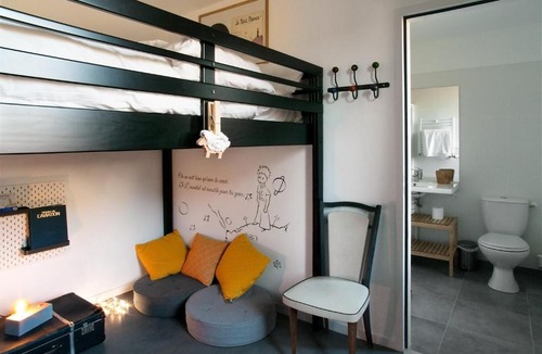 Dol-de-Bretagne Hotel | Edd Hostel