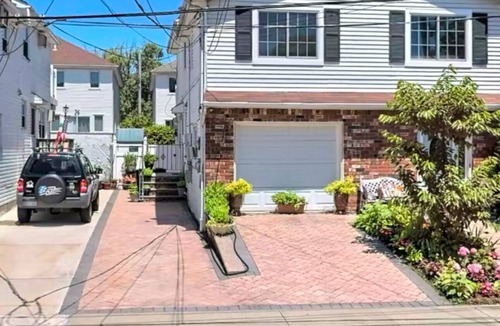 Annadale House | Eddies place 2 Staten Island