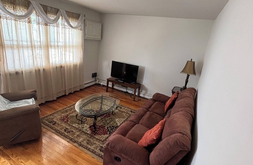 Annadale House | Eddies place 2 Staten Island