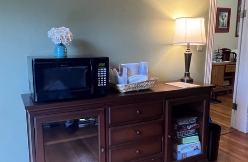 Berkeley Springs House | Eddies Place LLC