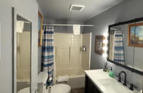 East Jordan Hotel | Eddys Motel