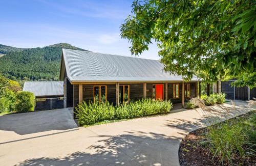 Wandiligong House | Edelweiss