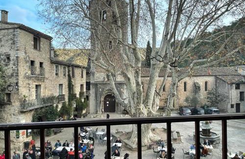 Saint-Guilhem-le-Desert Apartment | Edelweiss