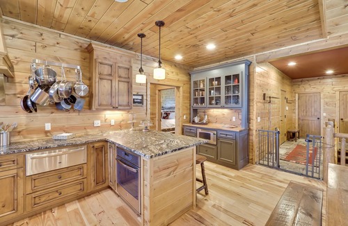 Boyne City House | Edelweiss Getaway at Boyne Mountain | Skybridge View | Ski-In/Ski-Out